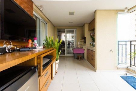 Apartamento à venda com 223m², 4 quartos e 4 vagas