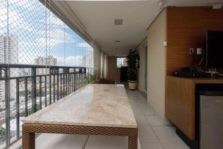 Apartamento à venda com 223m², 4 quartos e 4 vagas