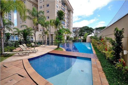 Apartamento à venda com 223m², 4 quartos e 4 vagas