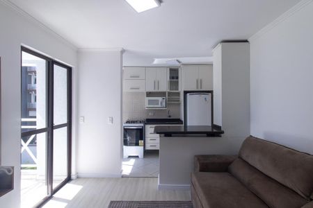 Sala de apartamento para alugar com 2 quartos, 42m² em Água Verde, Curitiba