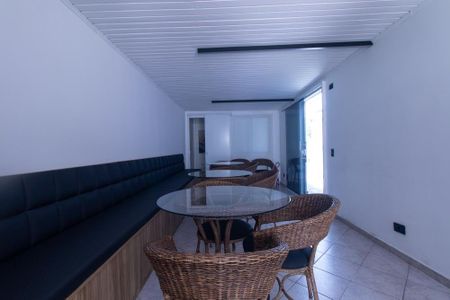 Apartamento para alugar com 42m², 2 quartos e sem vagaÁrea comum - Salão de festas