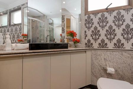 Apartamento para alugar com 121m², 4 quartos e 3 vagas