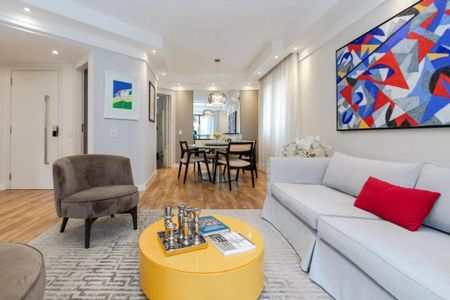 Apartamento para alugar com 121m², 4 quartos e 3 vagas