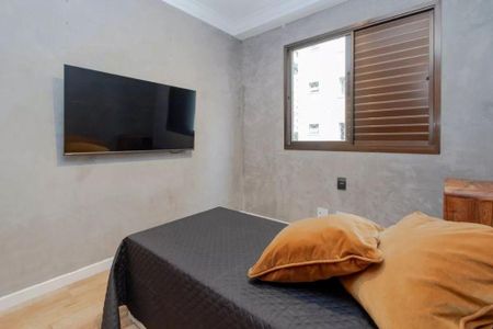 Apartamento para alugar com 121m², 4 quartos e 3 vagas