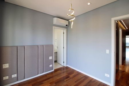 Apartamento para alugar com 252m², 3 quartos e 4 vagasSuíte 1