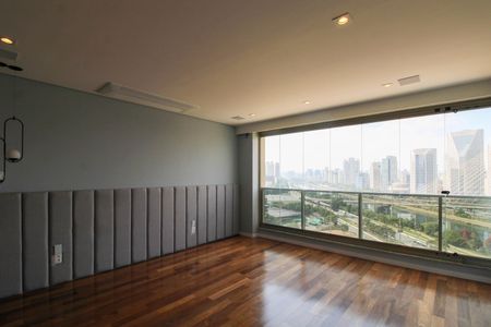 Apartamento para alugar com 252m², 3 quartos e 4 vagasSuíte 3