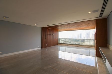 Apartamento para alugar com 252m², 3 quartos e 4 vagasSala