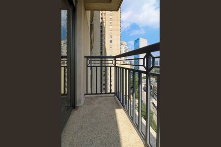 Apartamento para alugar com 252m², 3 quartos e 4 vagasVaranda Suíte 1