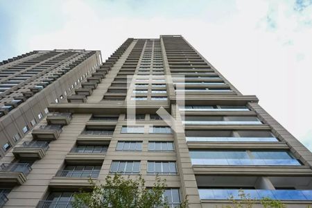 Apartamento para alugar com 252m², 3 quartos e 4 vagasFachada 