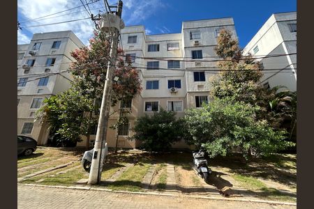 Apartamento para alugar com 55m², 2 quartos e 1 vagaFachada + placa
