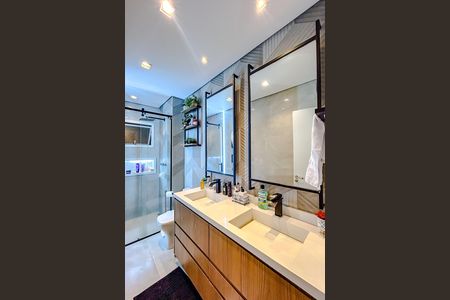 Apartamento à venda com 257m², 3 quartos e 1 vagaBanheiro da Suíte