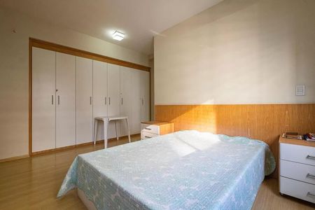 Apartamento à venda com 176m², 5 quartos e 4 vagasFoto 19