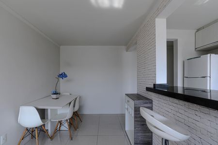 Apartamento para alugar com 55m², 2 quartos e 1 vagaSala