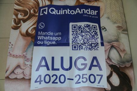 Apartamento para alugar com 55m², 2 quartos e 1 vagaPlaquinha