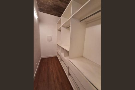 Casa à venda com 389m², 5 quartos e 3 vagas Casa à venda com 389m², 5 quartos e 3 vagasFoto 01
