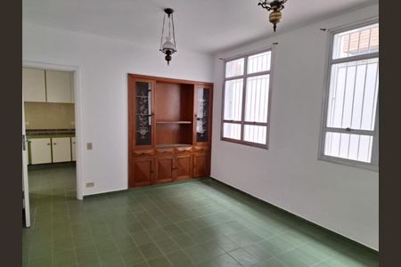 Casa à venda com 389m², 5 quartos e 3 vagas Casa à venda com 389m², 5 quartos e 3 vagasFoto 13