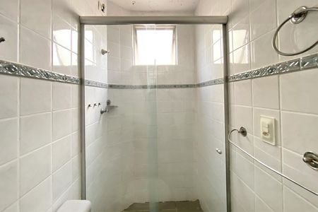 Banheiro da Suíte de apartamento para alugar com 3 quartos, 80m² em Buritis, Belo Horizonte