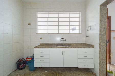 Casa para alugar com 60m², 1 quarto e 2 vagasCozinha