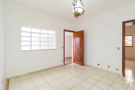 Sala de Estar de casa para alugar com 1 quarto, 60m² em Vila Santo Estevão, São Paulo