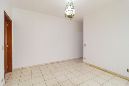 Sala de Estar de casa para alugar com 1 quarto, 60m² em Vila Santo Estevão, São Paulo