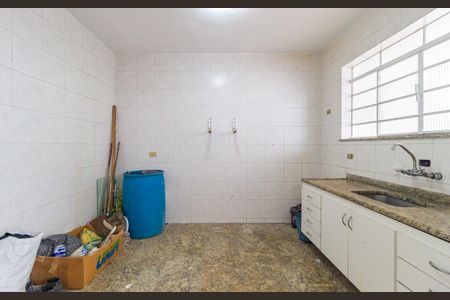 Casa para alugar com 60m², 1 quarto e 2 vagasCozinha