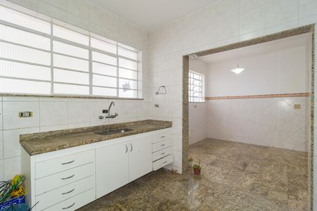 Casa para alugar com 60m², 1 quarto e 2 vagasCozinha