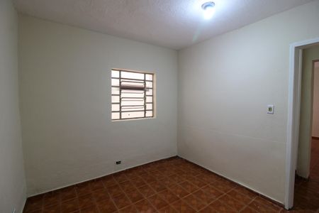 Quarto 1 de casa para alugar com 2 quartos, 45m² em Rio Pequeno, São Paulo