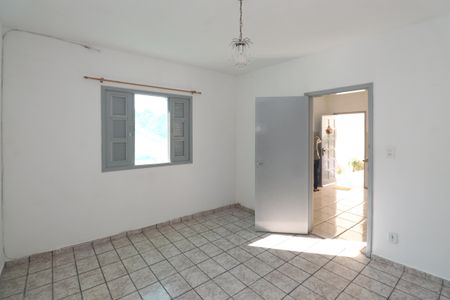 Quarto  de casa para alugar com 1 quarto, 40m² em Vila Irmaos Arnoni, São Paulo