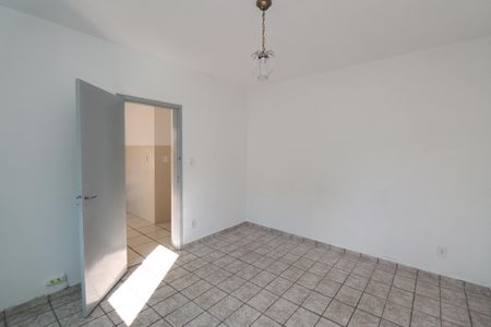 Quarto  de casa para alugar com 1 quarto, 40m² em Vila Irmaos Arnoni, São Paulo