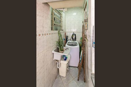 Apartamento para alugar com 58m², 2 quartos e 1 vagaÁrea de Serviço