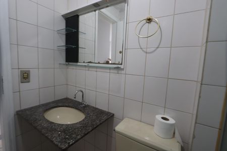 Apartamento para alugar com 70m², 3 quartos e 1 vagaBanheiro
