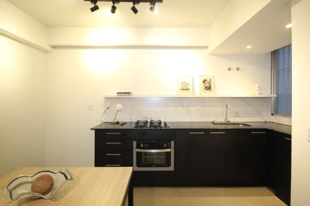 Apartamento à venda com 61m², 2 quartos e 1 vagaCozinha