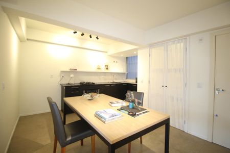 Apartamento à venda com 61m², 2 quartos e 1 vagaCozinha