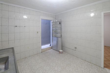 Cozinha  de casa para alugar com 1 quarto, 45m² em Vila Irmaos Arnoni, São Paulo
