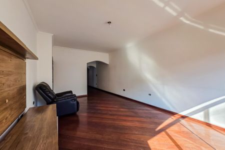 Casa à venda com 250m², 3 quartos e 3 vagasSala