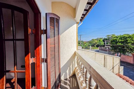 Casa à venda com 250m², 3 quartos e 3 vagasVaranda da Suíte 