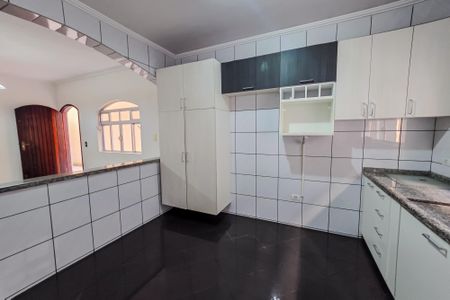 Casa à venda com 250m², 3 quartos e 3 vagasCozinha