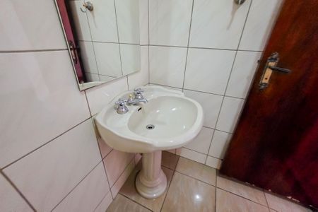Casa à venda com 250m², 3 quartos e 3 vagasBanheiro