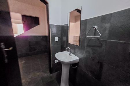 Casa à venda com 250m², 3 quartos e 3 vagasLavabo