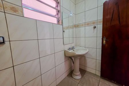 Casa à venda com 250m², 3 quartos e 3 vagasBanheiro