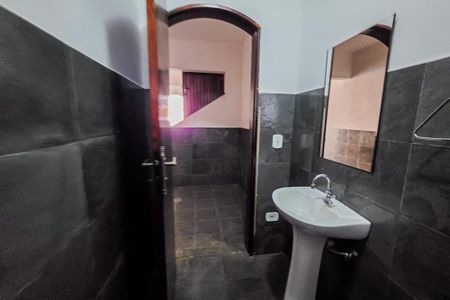 Casa à venda com 250m², 3 quartos e 3 vagasLavabo