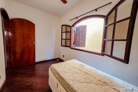 Casa à venda com 250m², 3 quartos e 3 vagasQuarto 2