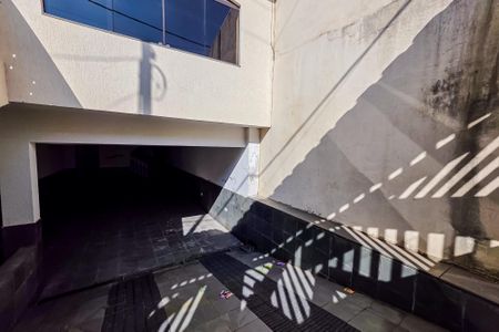 Casa à venda com 250m², 3 quartos e 3 vagasGaragem
