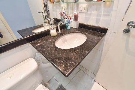 Apartamento à venda com 59m², 2 quartos e 1 vagaBanheiro