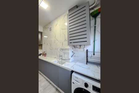 Apartamento à venda com 66m², 2 quartos e 1 vagaÁrea de Serviço