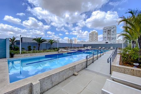 Apartamento à venda com 66m², 2 quartos e 1 vagaÁrea comum - Piscina