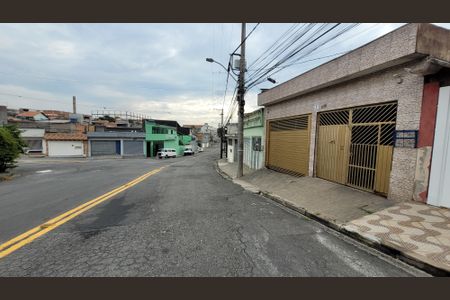 Casa para alugar com 195m², 2 quartos e 2 vagasVista rua