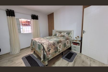 Quarto 01 de casa para alugar com 2 quartos, 195m² em Vila Virginia, Itaquaquecetuba