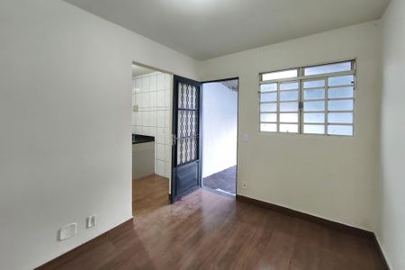 Sala de casa para alugar com 2 quartos, 63m² em Jardim San Diego, Campinas