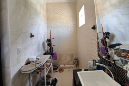 Casa à venda com 364m², 2 quartos e 2 vagasBanheiro Suíte 2